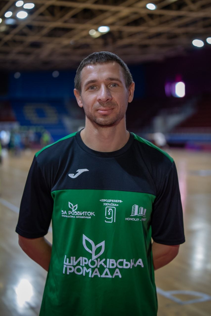 Попов Юрій