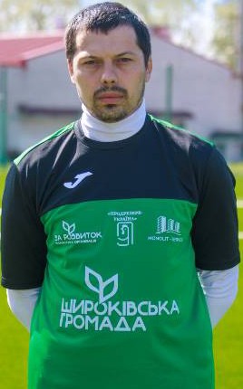 Гакман Роман