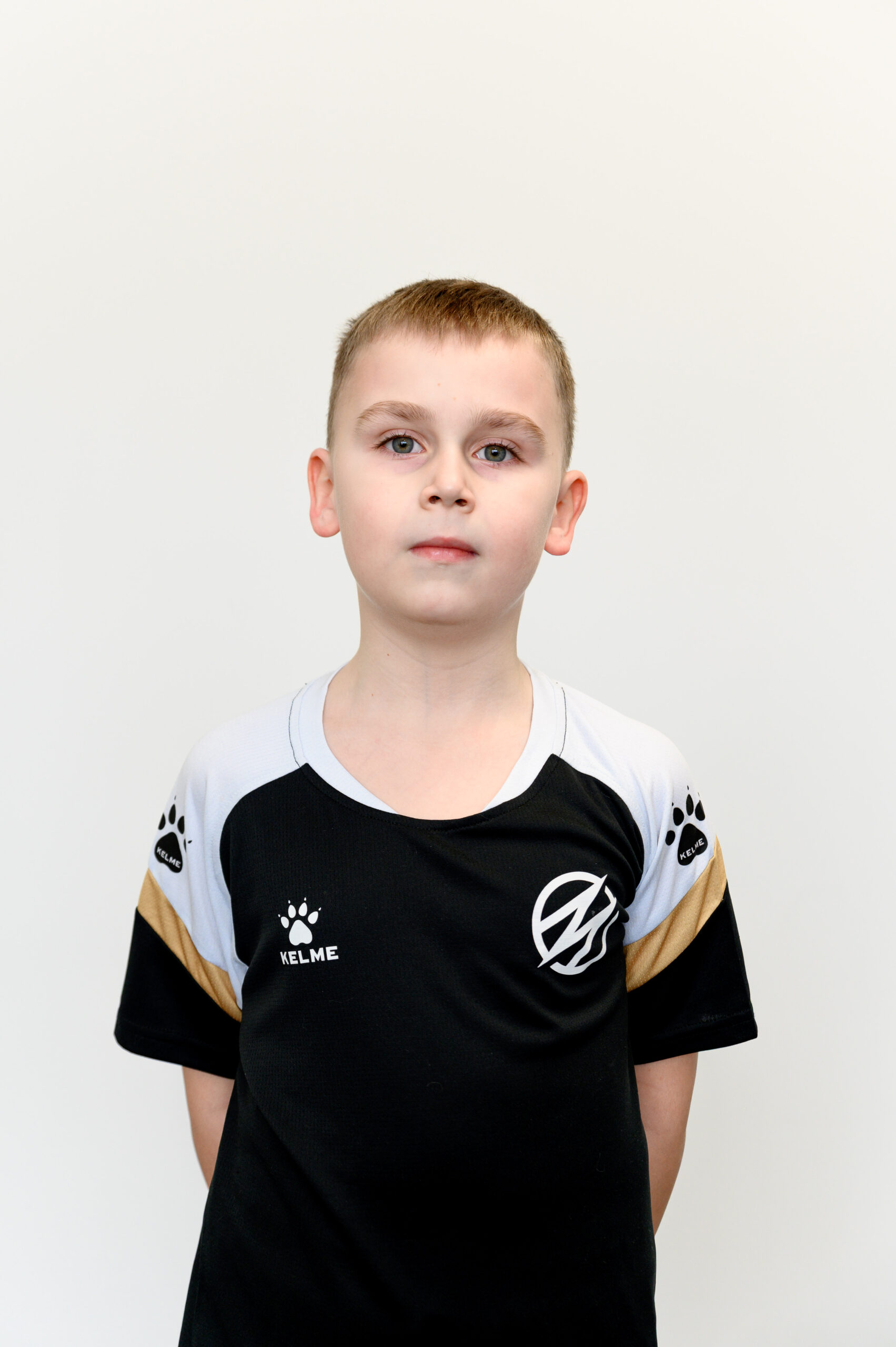 Яшніков Родіон